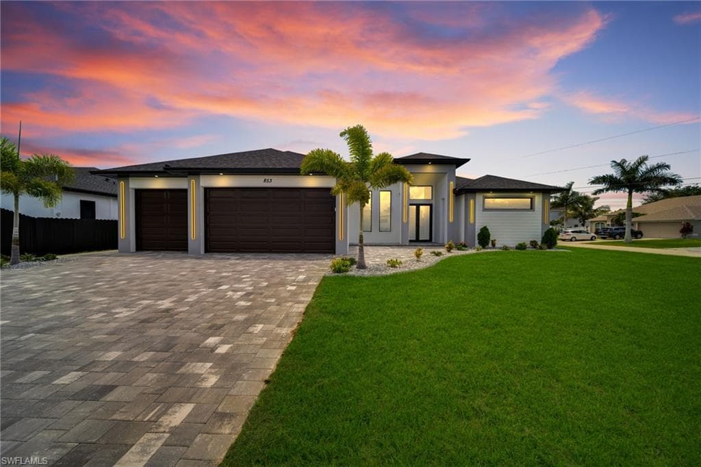 853 SW 15th AVE CAPE CORAL, FL 33991