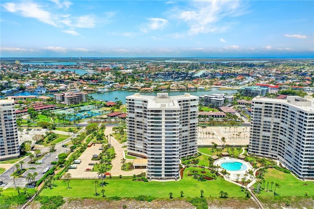 320 Seaview CT 804 MARCO ISLAND, FL 34145