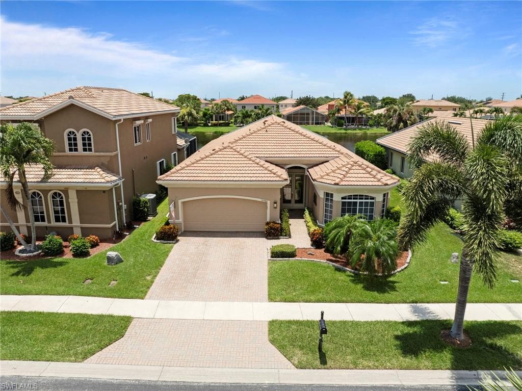 15586 Alton DR FORT MYERS, FL 33908