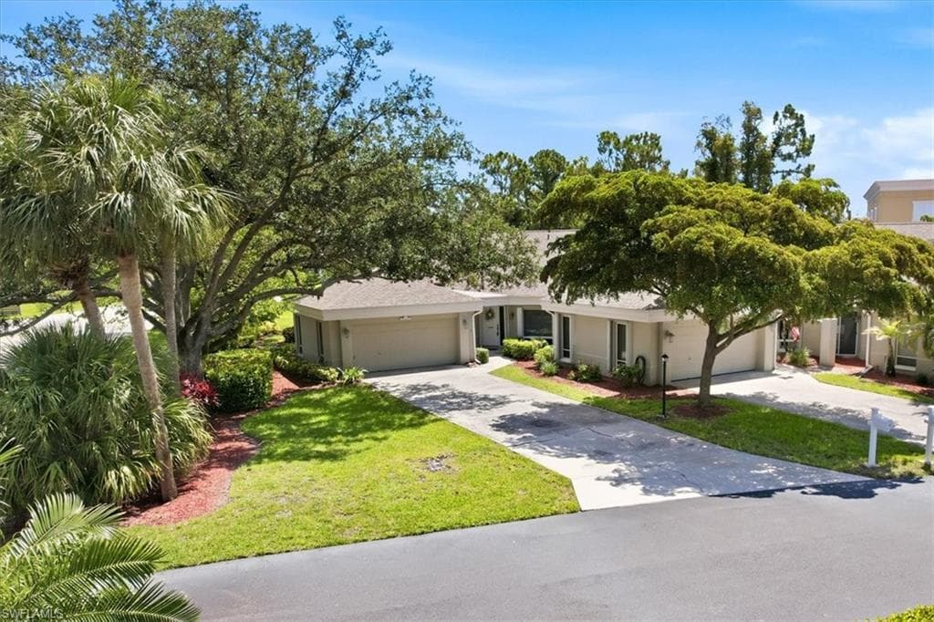 21681 Sungate CT ESTERO, FL 33928