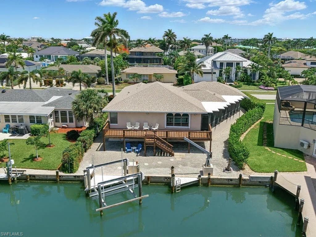 851 Perrine CT MARCO ISLAND, FL 34145