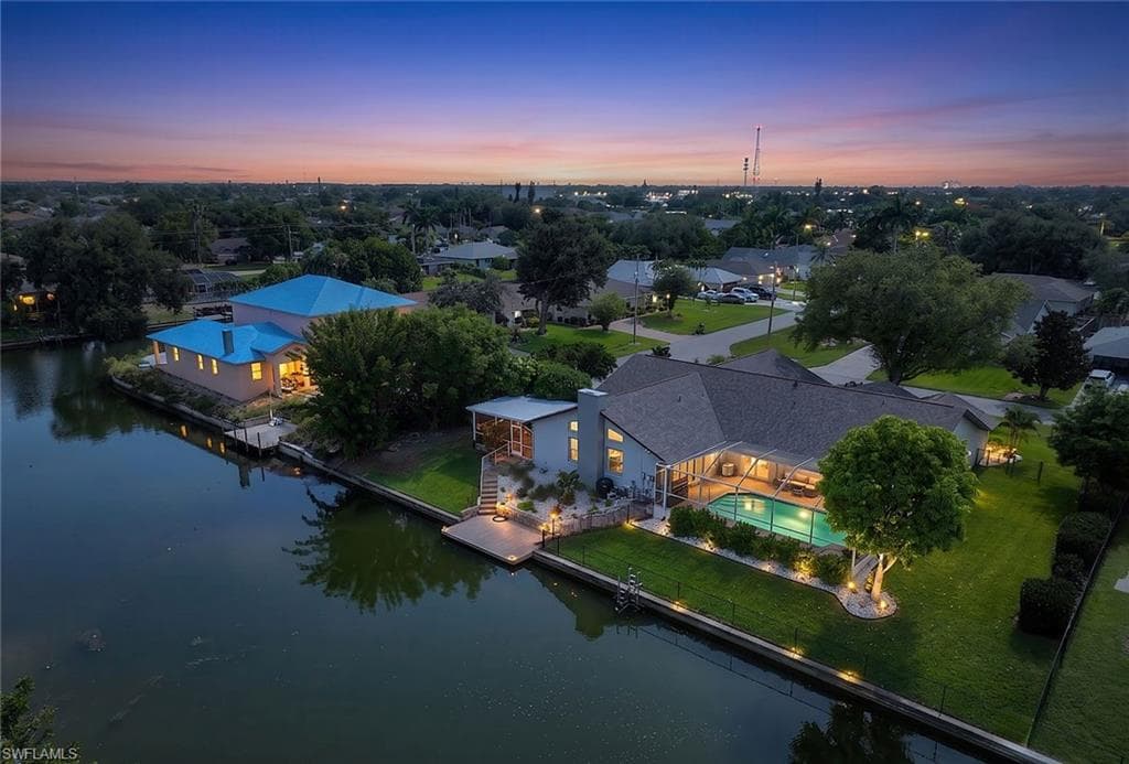204 SE 20th PL CAPE CORAL, FL 33990