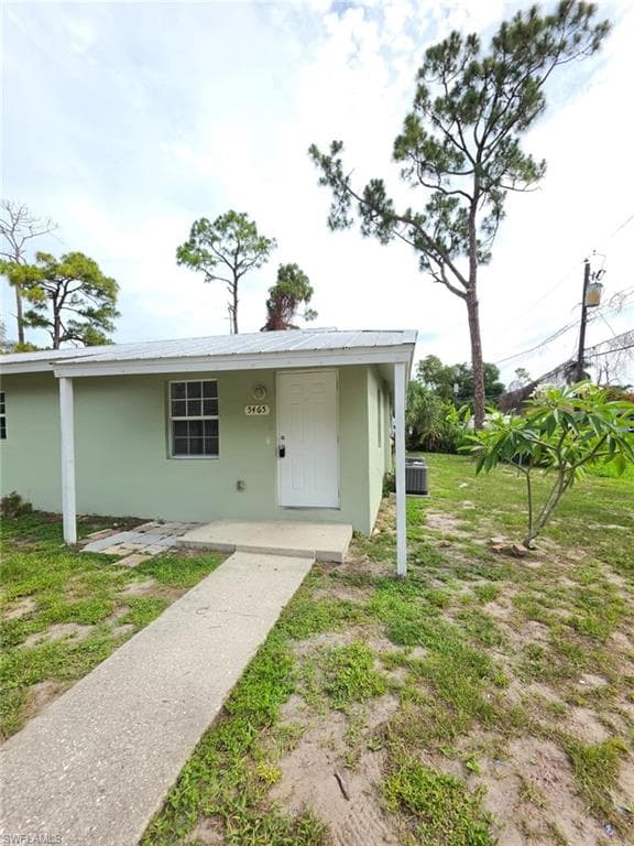 5626 6th AVE FORT MYERS, FL 33907