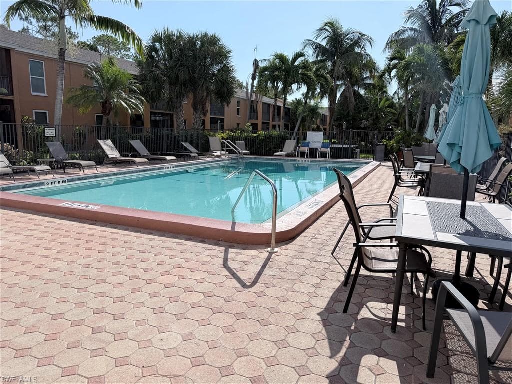 12636 Kenwood LN B FORT MYERS, FL 33907