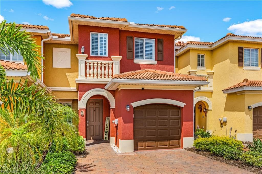 10100 Tin Maple Drive 12 ESTERO, FL 33928