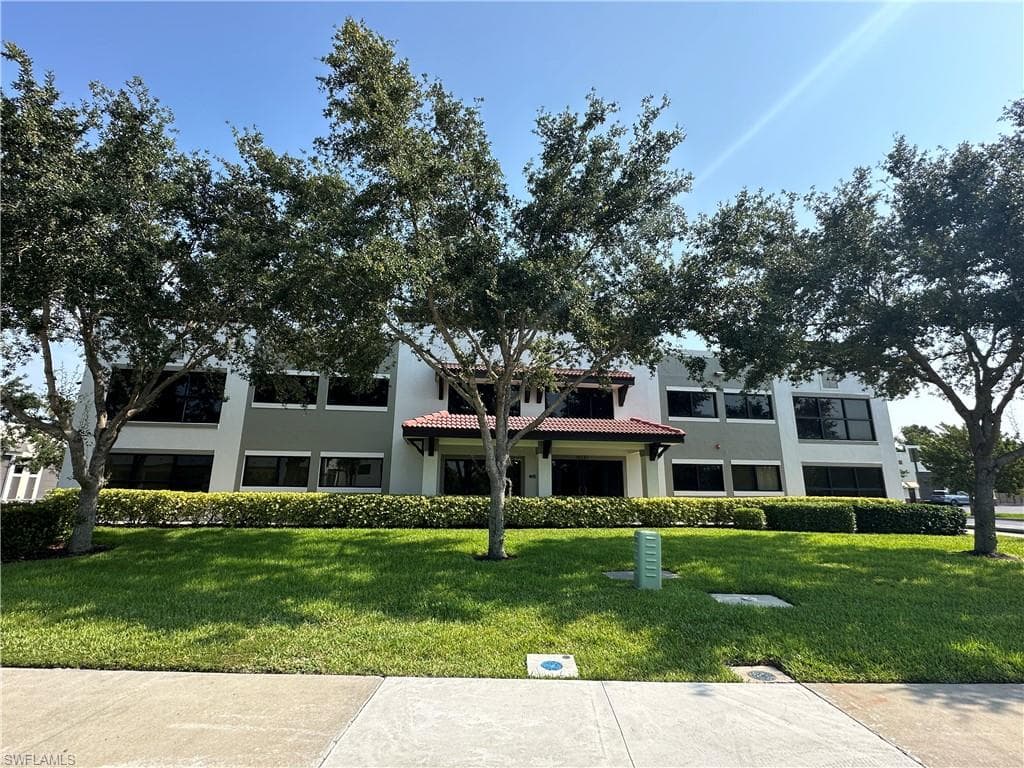 16131 Performance WAY 15 NAPLES, FL 34110