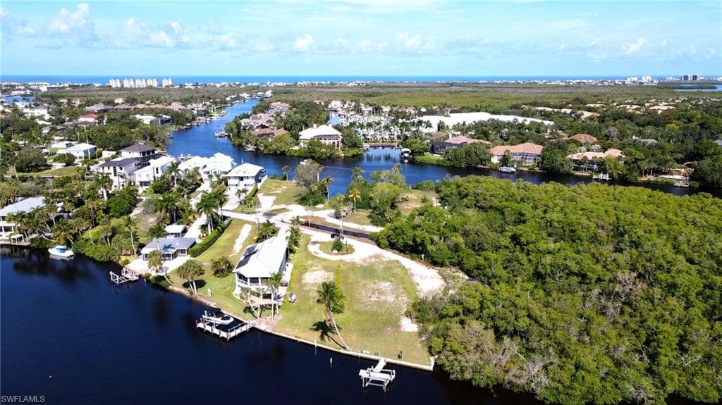 27510 Big Bend RD BONITA SPRINGS, FL 34134