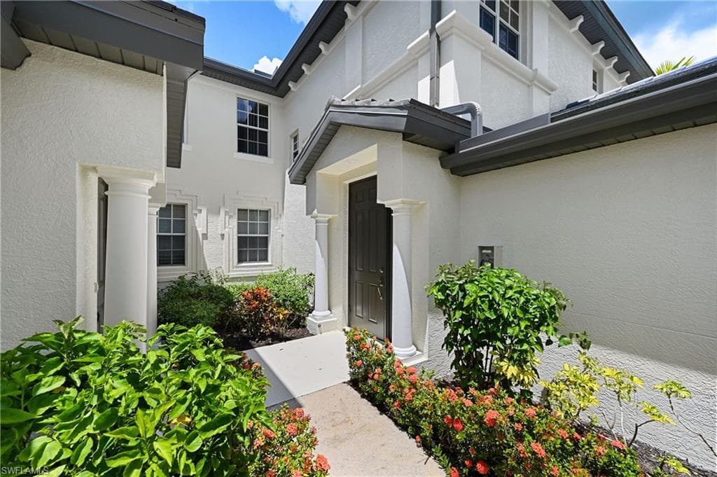 1626 Tarpon Bay DR S 202 NAPLES, FL 34119