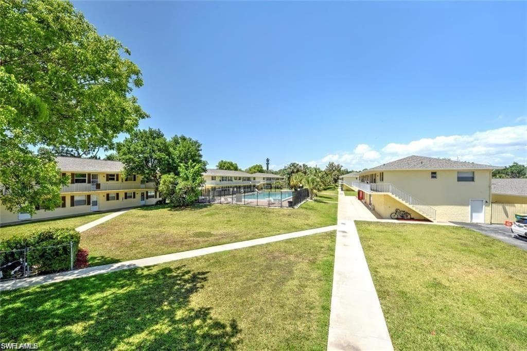 3325 Airport RD N U5 NAPLES, FL 34105