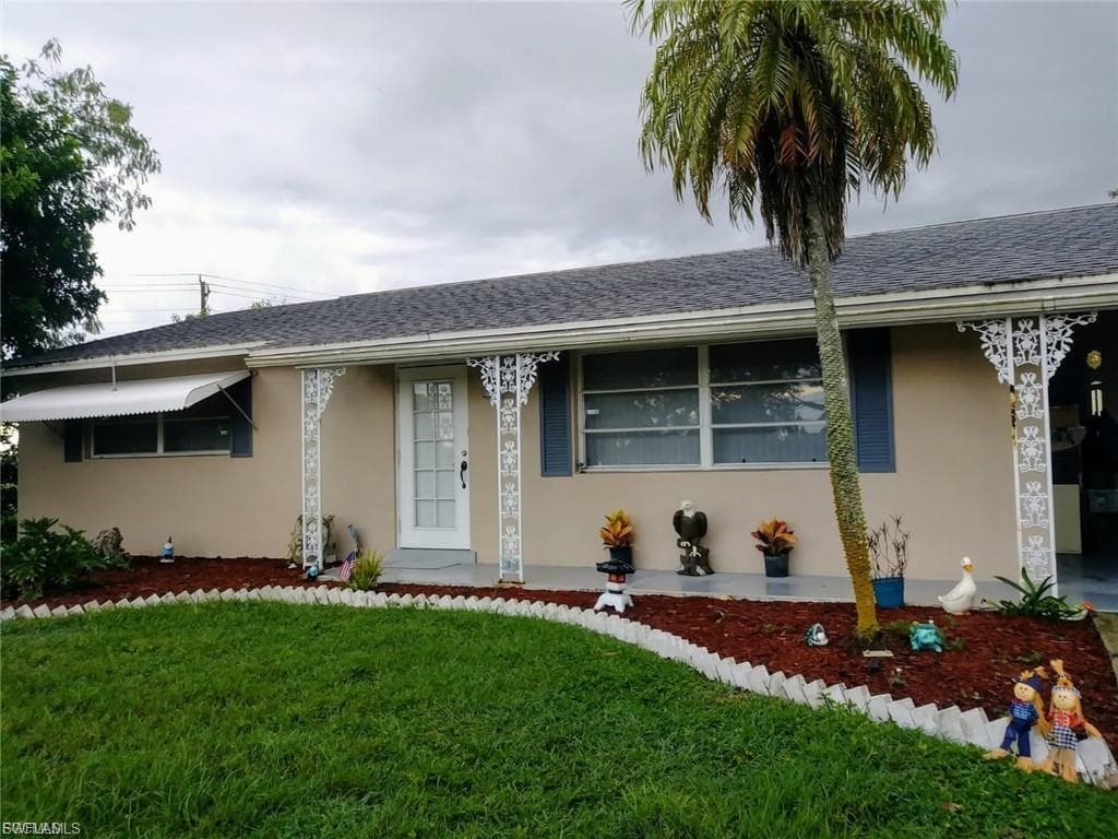 312 Grovewood AVE S LEHIGH ACRES, FL 33936