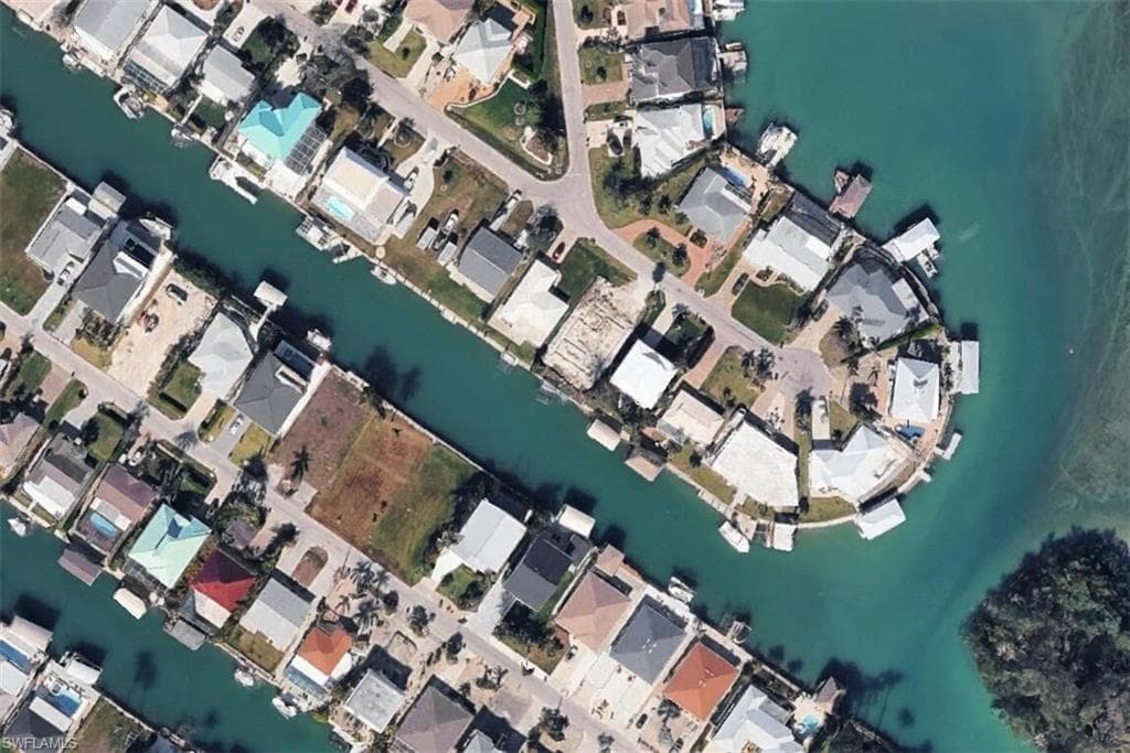 155 Trinidad ST NAPLES, FL 34113