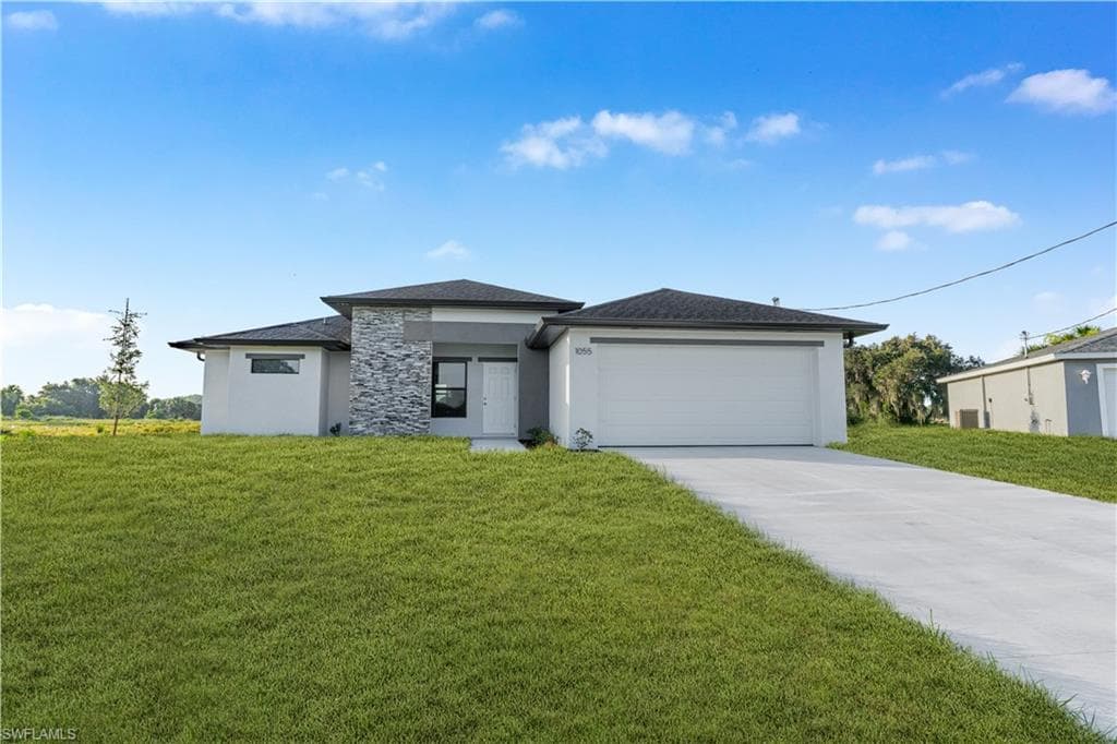 1055 Pluto CT LABELLE, FL 33935