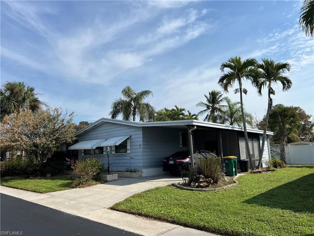 7 Oceans BLVD 7 NAPLES, FL 34104
