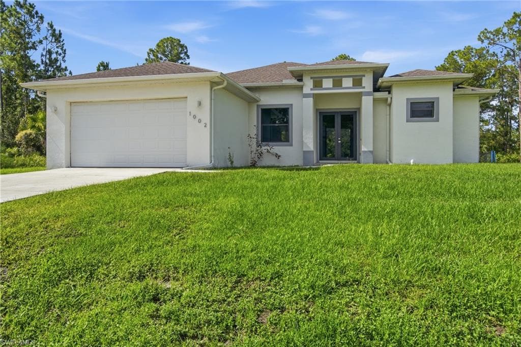 1002 E 5th ST LEHIGH ACRES, FL 33972