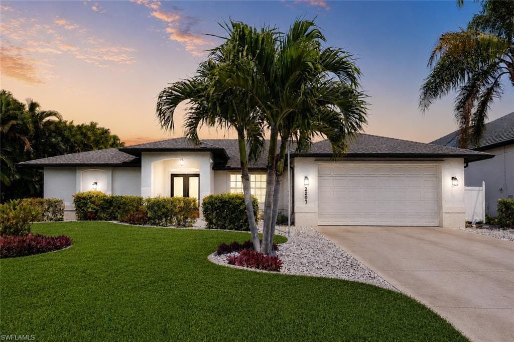 2207 SW 52nd ST CAPE CORAL, FL 33914