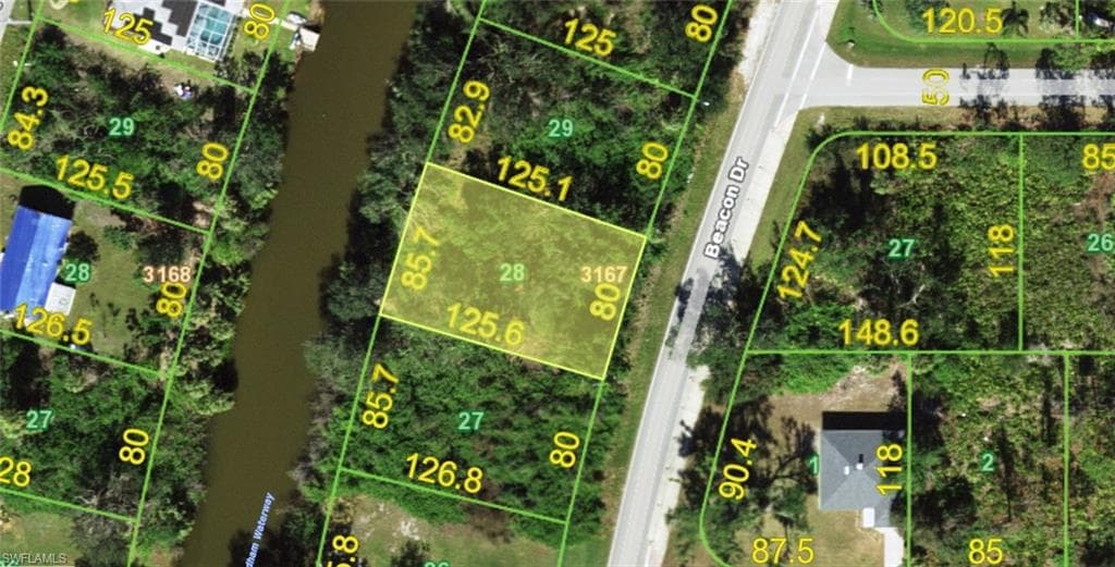 1039 Beacon DR PORT CHARLOTTE, FL 33952
