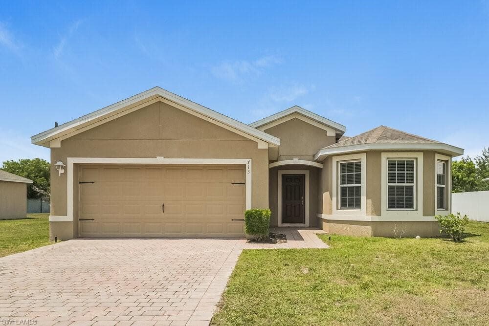 713 SW 4th TER CAPE CORAL, FL 33991