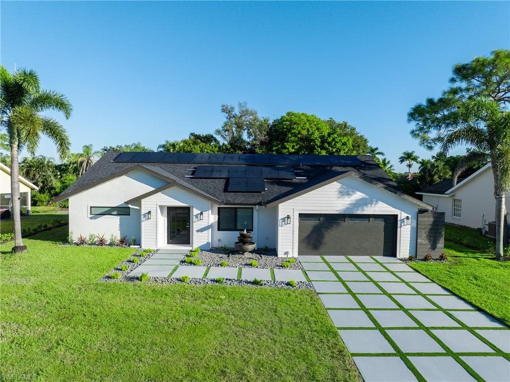 5105 Berkeley DR NAPLES, FL 34112