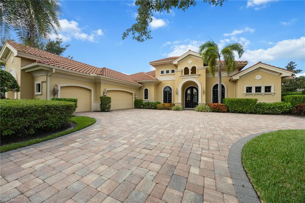 4149 Cortland WAY NAPLES, FL 34119