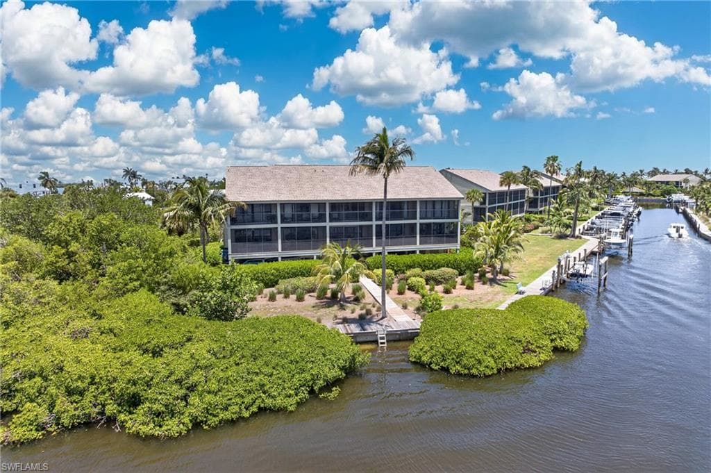 16600 Bocilla Island Club DR 35 BOKEELIA, FL 33922