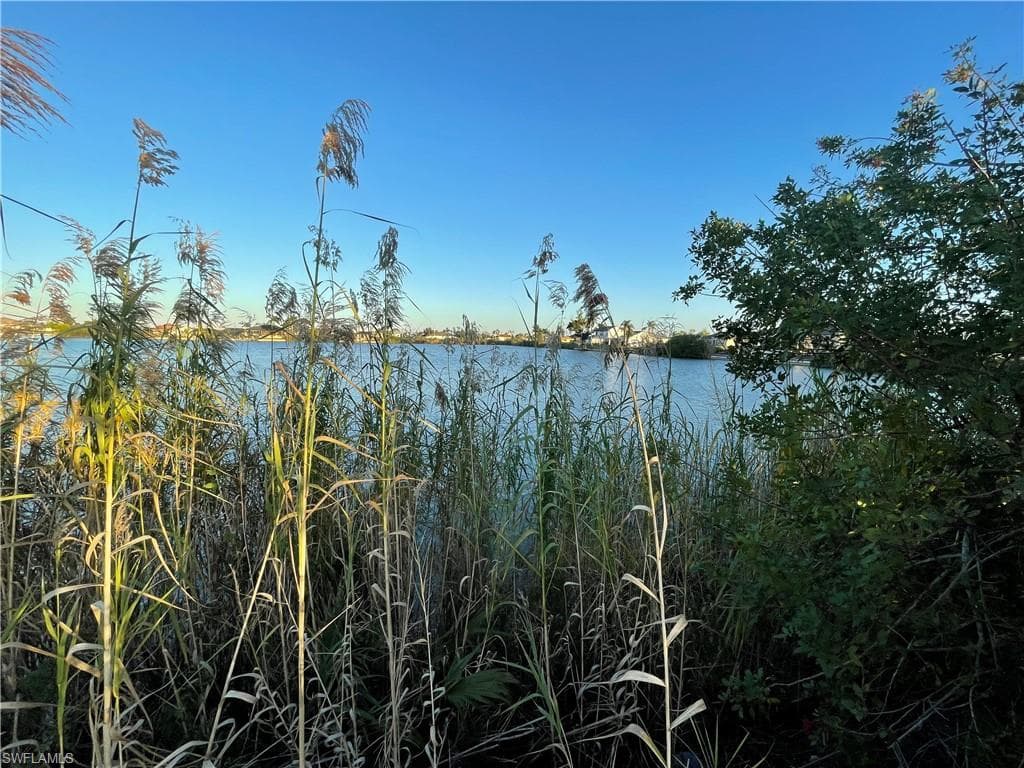 1701 NW 14th AVE CAPE CORAL, FL 33993