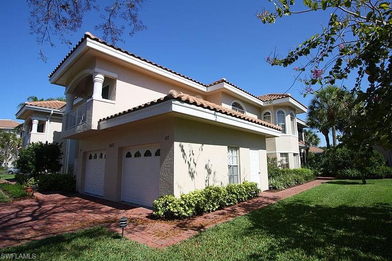 8437 Abbington CIR 612 NAPLES, FL 34108