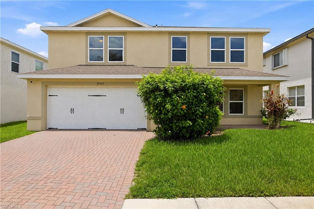 10365 Canal Brook LN LEHIGH ACRES, FL 33936