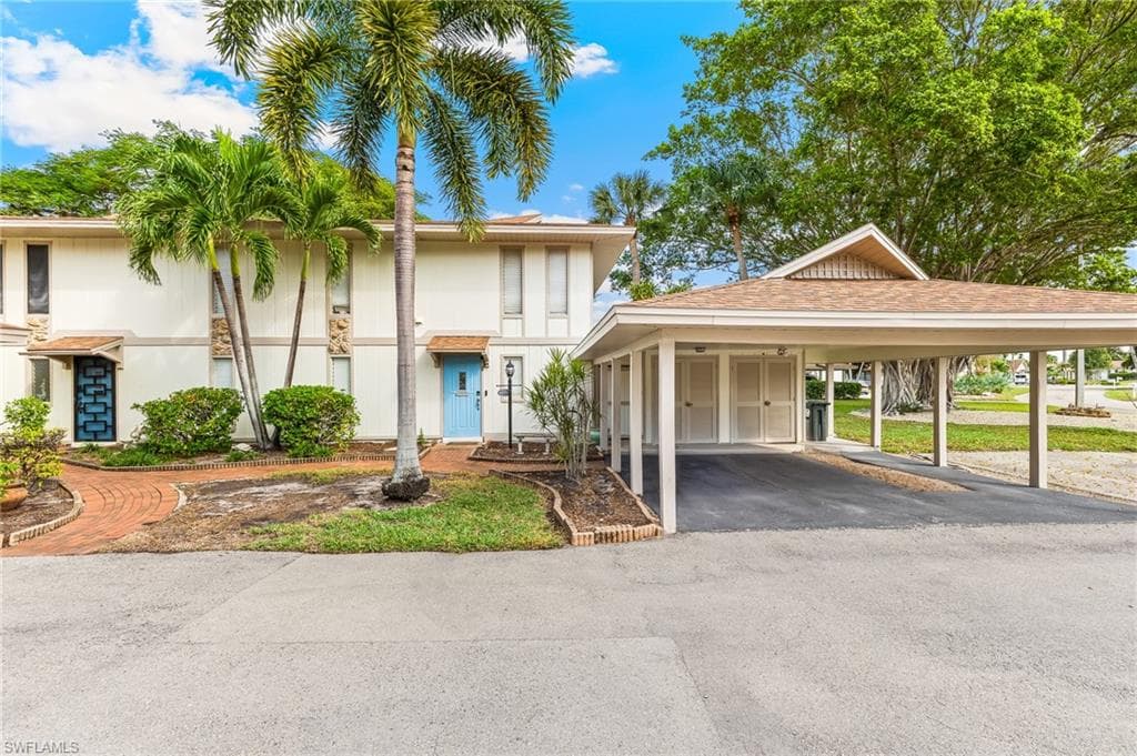 4277 Island CIR 1 FORT MYERS, FL 33919