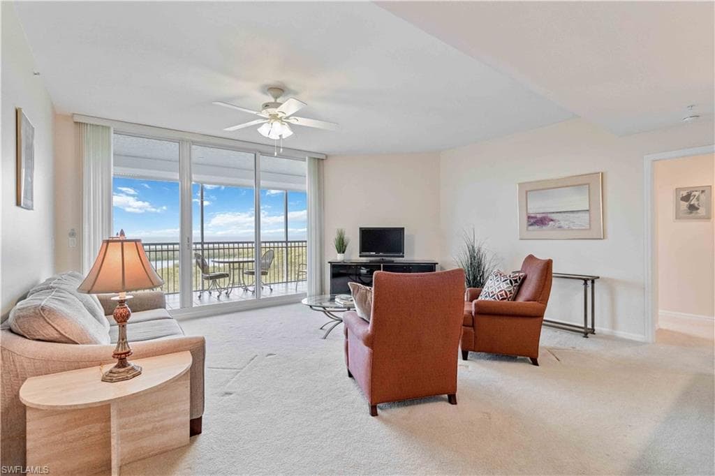 1001 Arbor Lake DR 1406 NAPLES, FL 34110