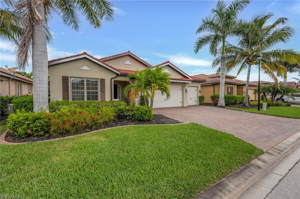 8720 Westwood Oaks PL FORT MYERS, FL 33908