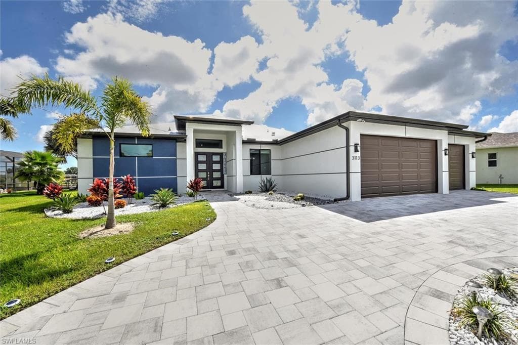 3113 SW 18th AVE CAPE CORAL, FL 33914