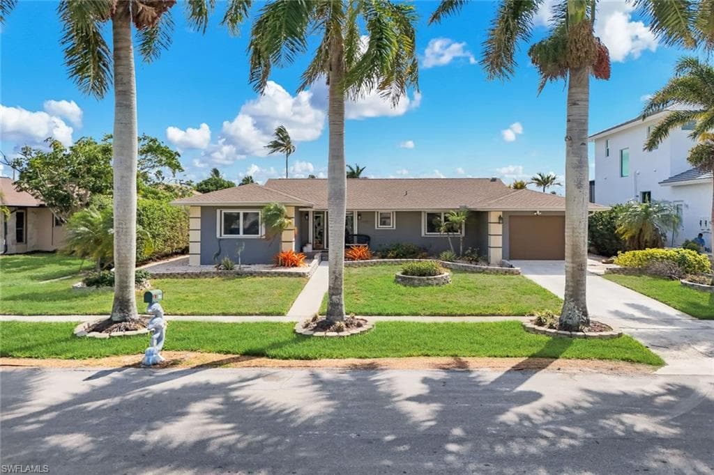 785 Willow CT MARCO ISLAND, FL 34145