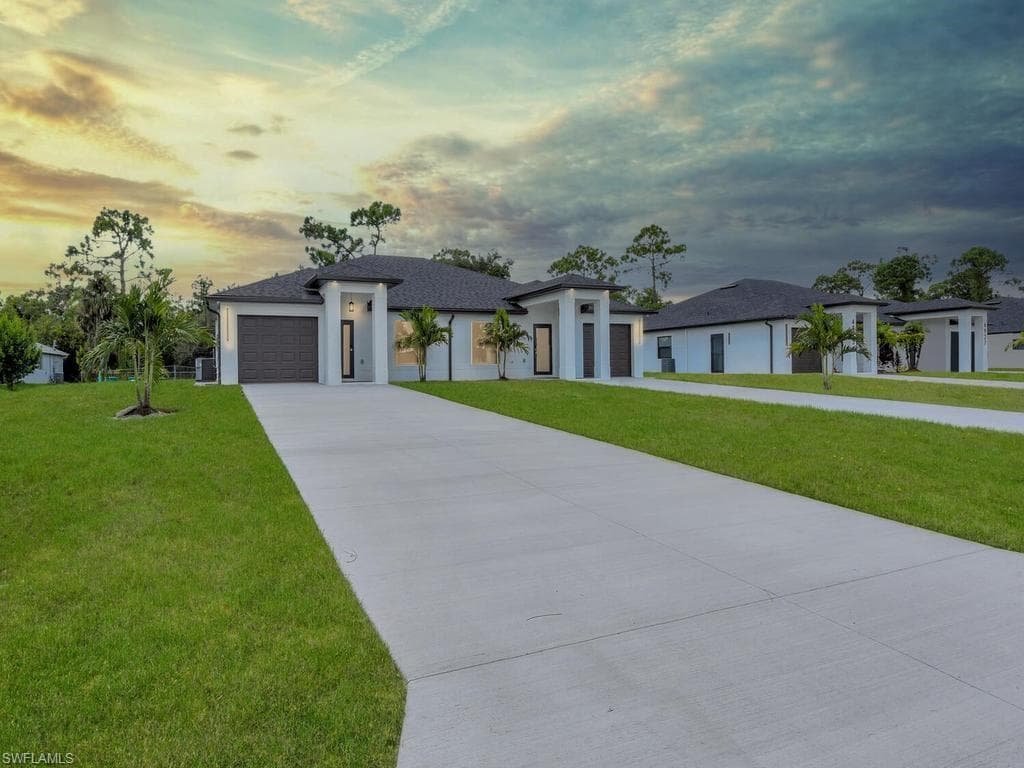 4965/4967 Leonard BLVD S LEHIGH ACRES, FL 33973