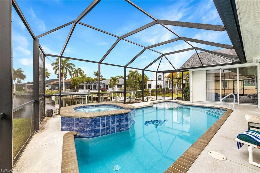 2807 SW 31st LN CAPE CORAL, FL 33914