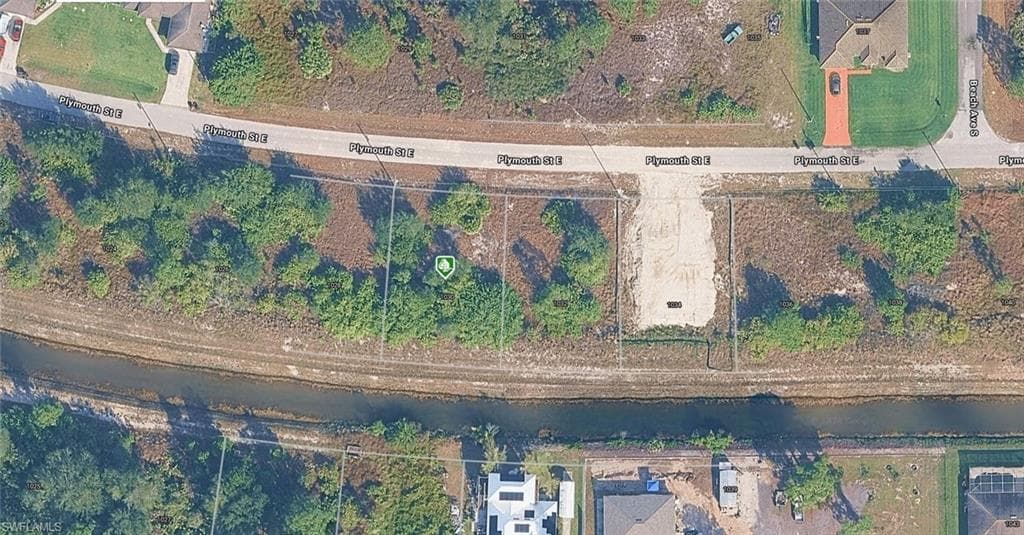 1030 Plymouth ST E LEHIGH ACRES, FL 33974