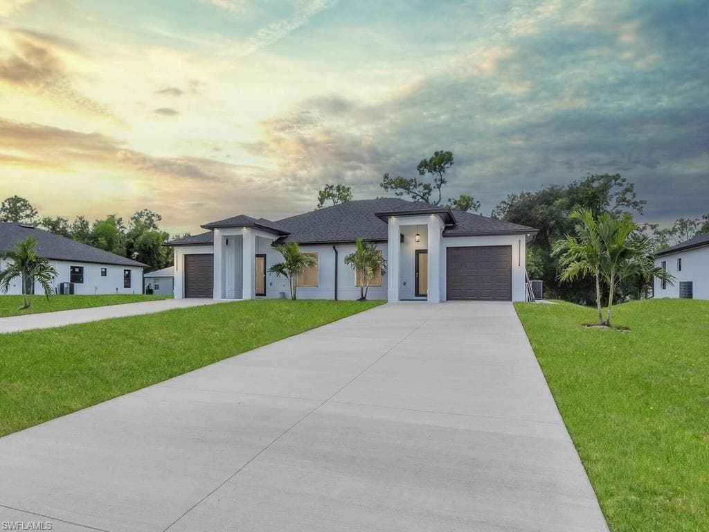 5133/5135 27TH ST SW LEHIGH ACRES, FL 33973