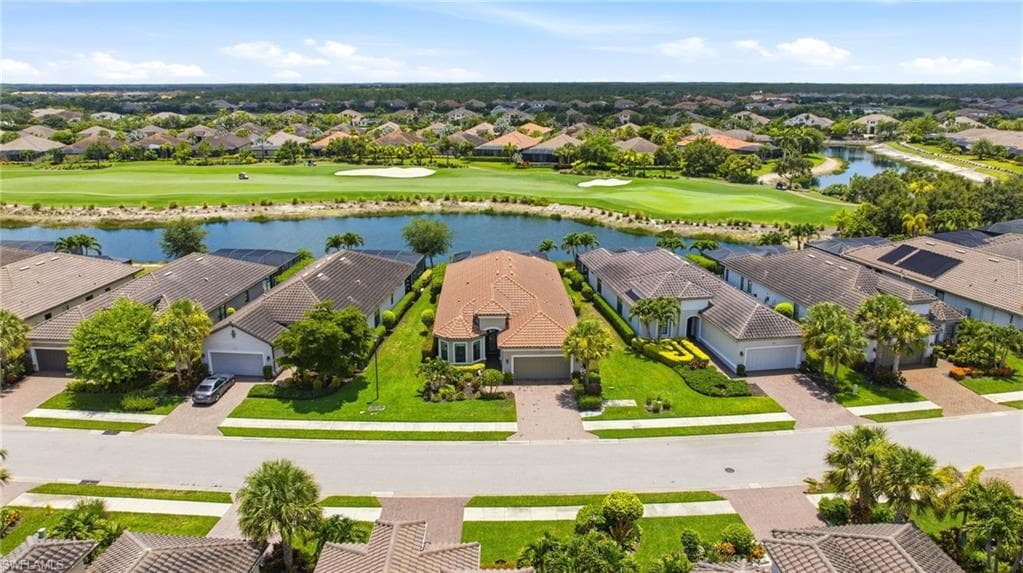 9392 Terresina DR NAPLES, FL 34119