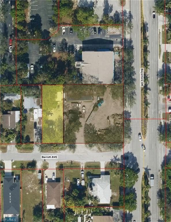 2705 Barrett AVE NAPLES, FL 34112