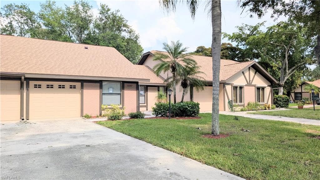 13147 Hampshire CT FORT MYERS, FL 33919