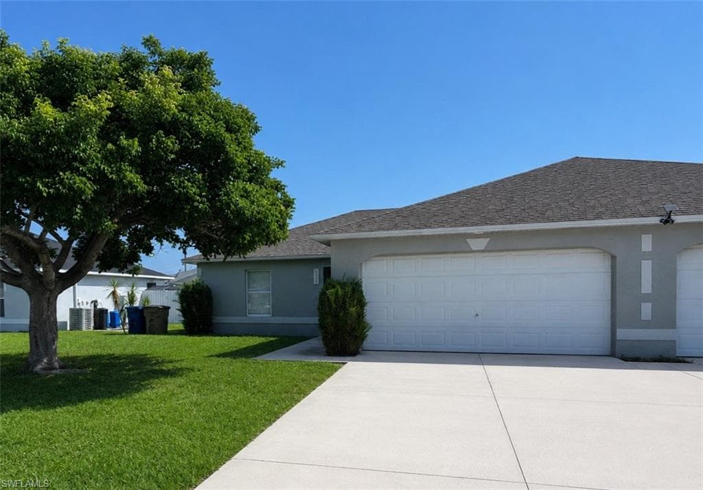 4542 21st ST SW LEHIGH ACRES, FL 33973