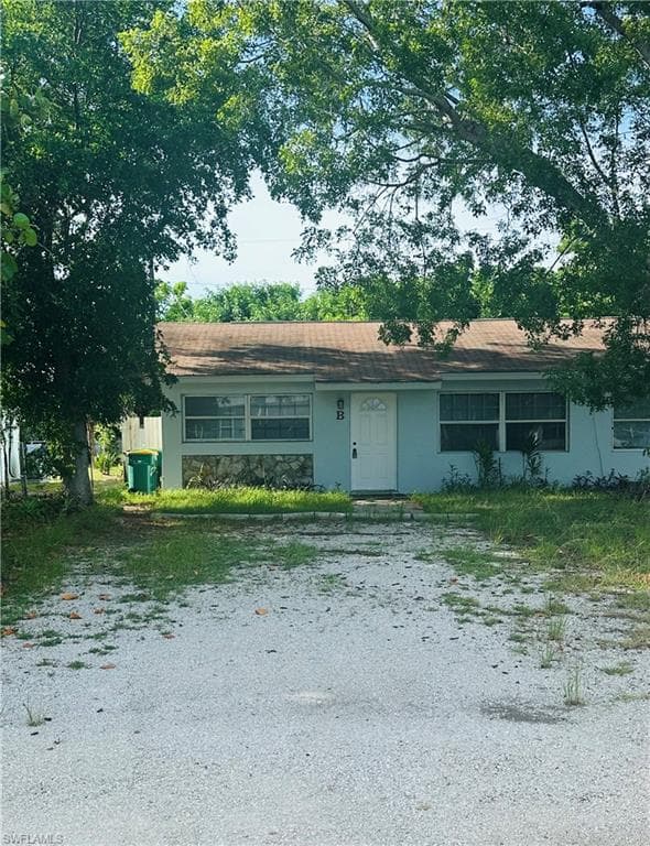 1215 Alhambra CIR B NAPLES, FL 34103
