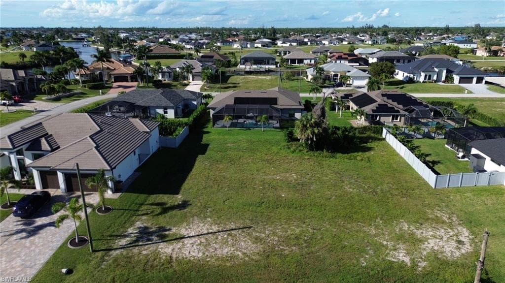 3437 18th ST CAPE CORAL, FL 33993