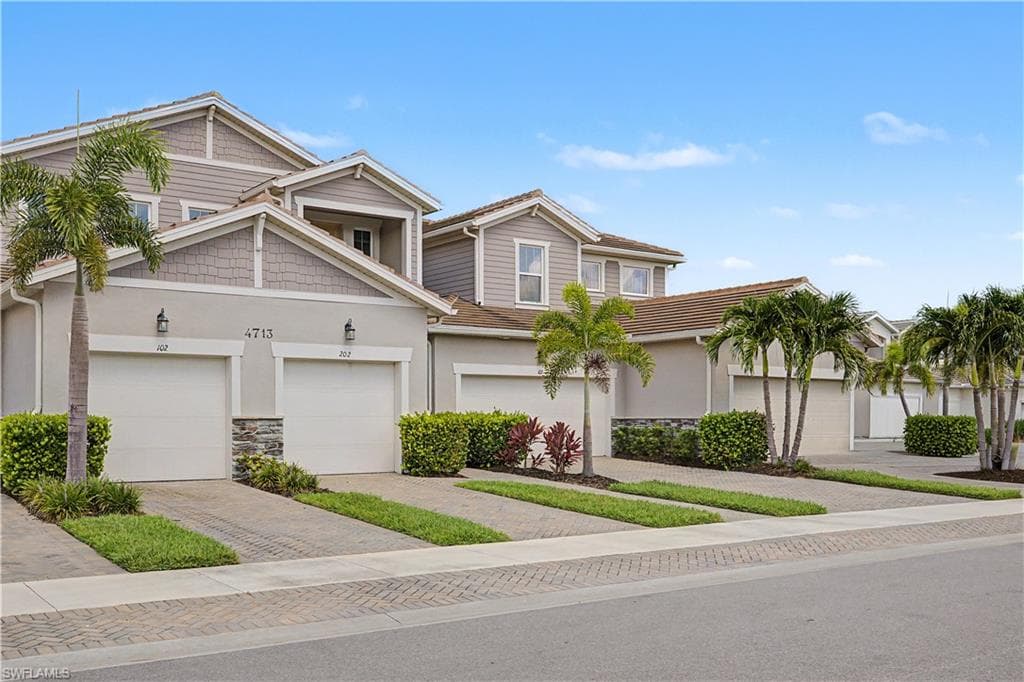 4713 Arboretum CIR 202 NAPLES, FL 34112