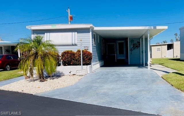 54 Channel LN FORT MYERS, FL 33905