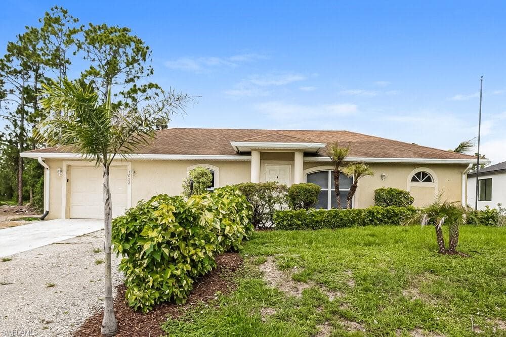 1022 Anaconda AVE S LEHIGH ACRES, FL 33974