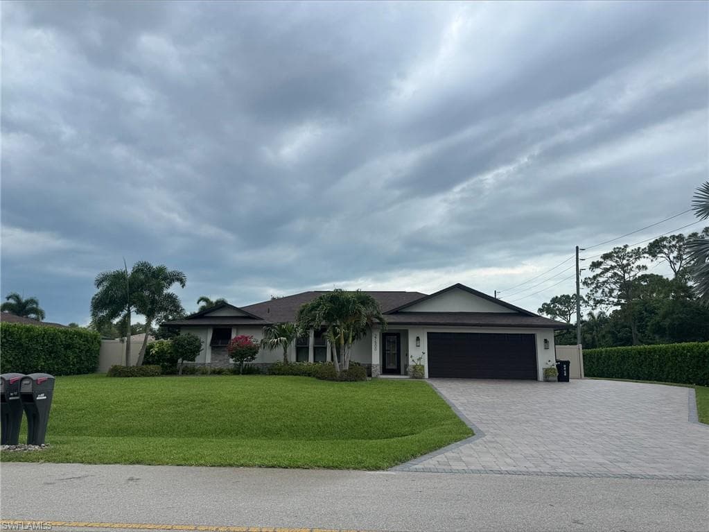 27500 Suffridge DR BONITA SPRINGS, FL 34135