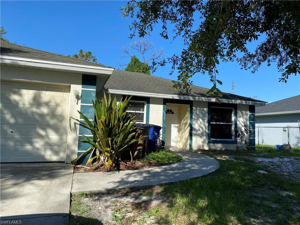 4939 Leonard BLVD S LEHIGH ACRES, FL 33973