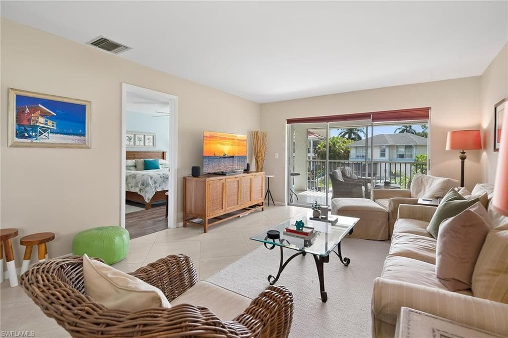 1435 Blue Point AVE 1435 NAPLES, FL 34102