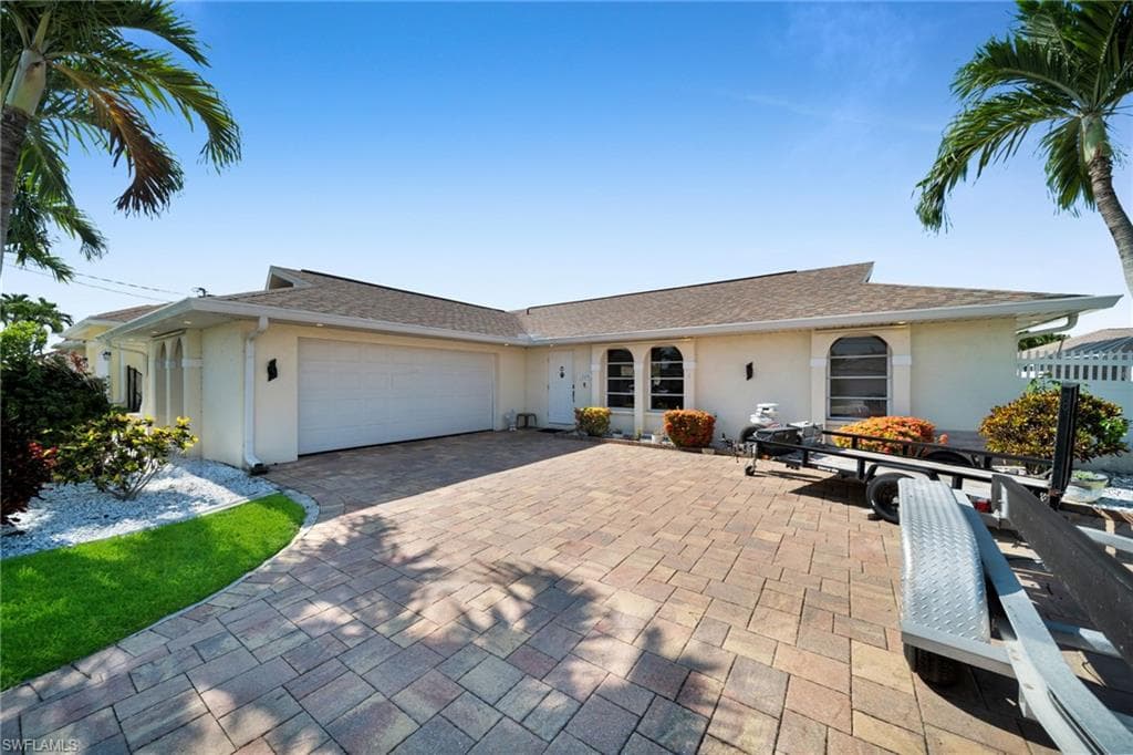 1220 SW 54th LN CAPE CORAL, FL 33914
