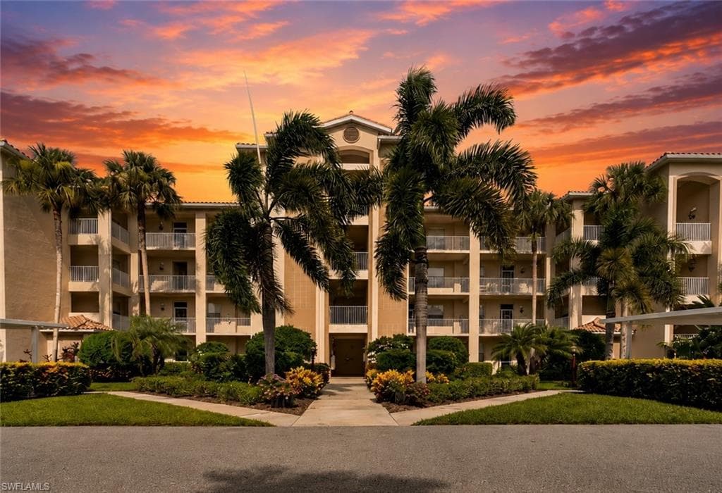 9350 Highland Woods BLVD 4405 BONITA SPRINGS, FL 34135